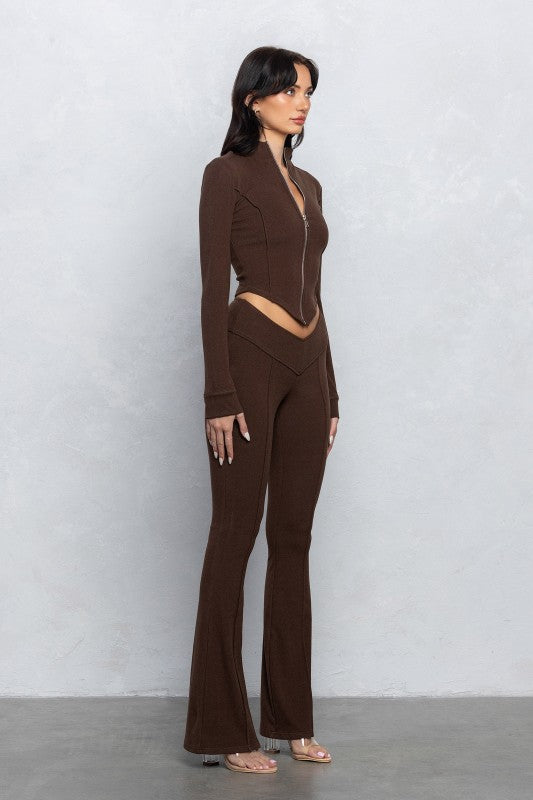 Soft V cut pants set