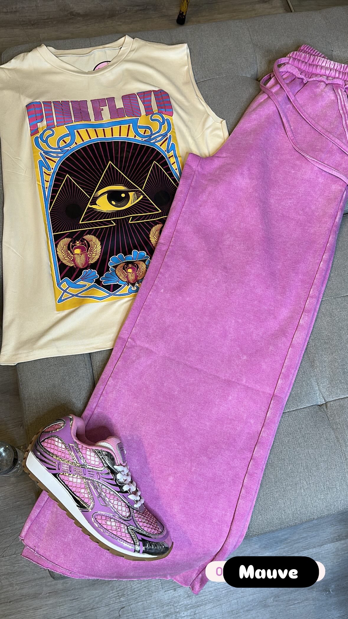 Fallin for you joggers