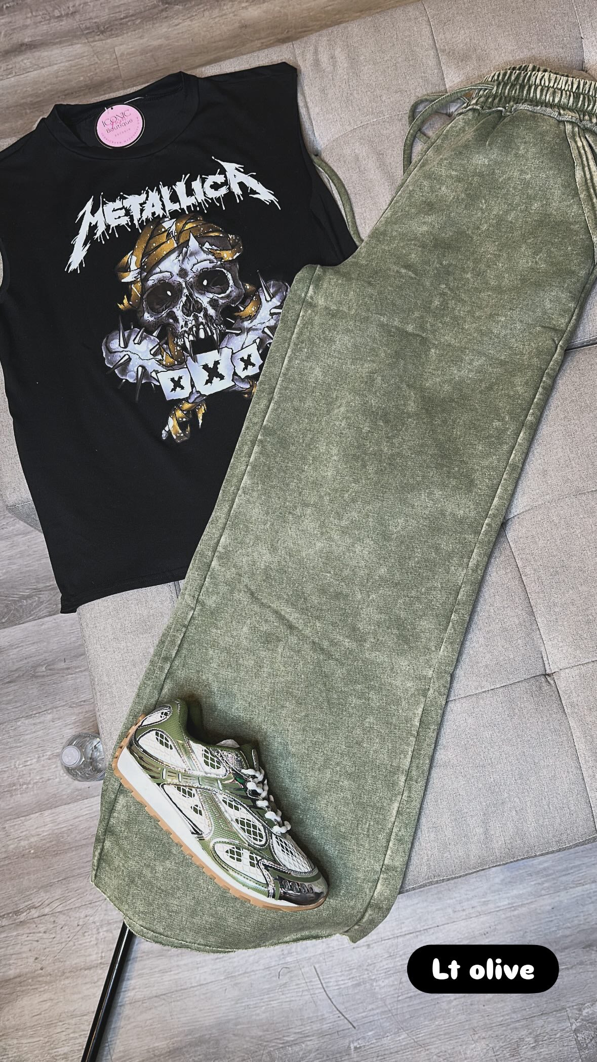 Fallin for you joggers