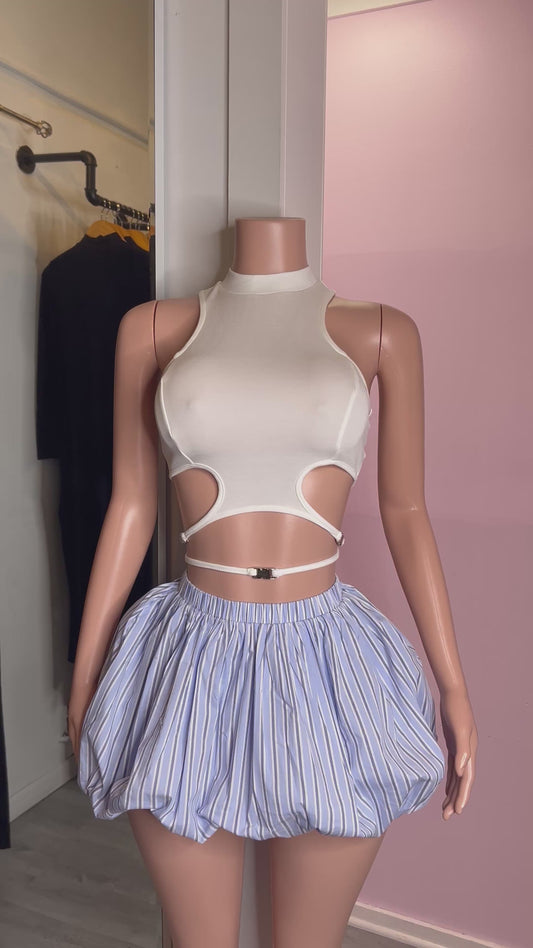 Criss cross tank
